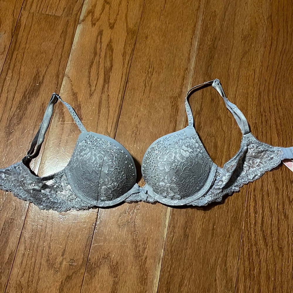 Victoria’s Secret bra